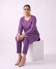 Amethyst embroidered kurta set, seated modern pose