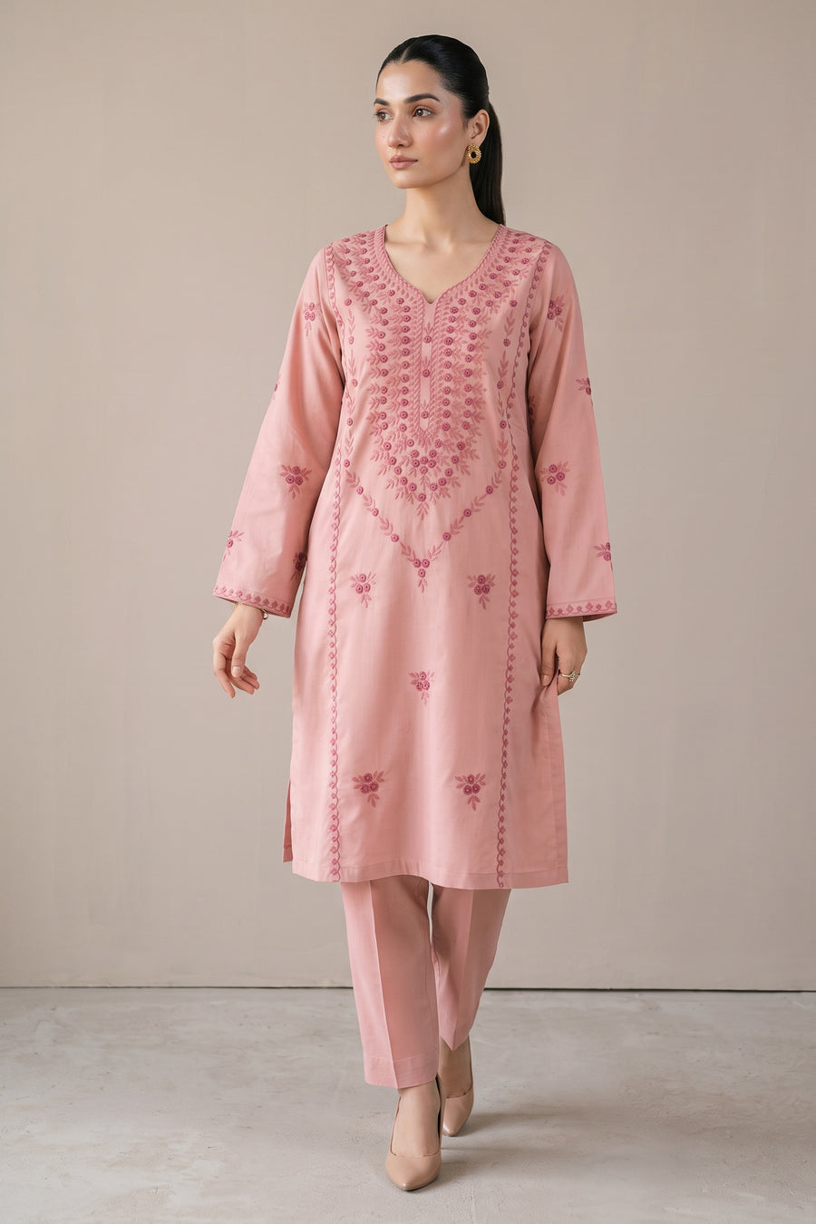 Blush pink embroidered kurta set front view