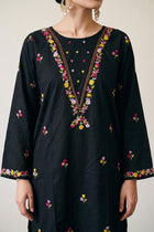 Black Embroidered Kurta Set - embroidery detail