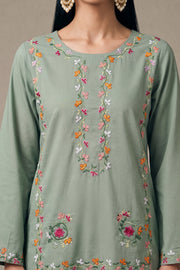 Sage Green Embroidered Kurta Set - embroidery detail