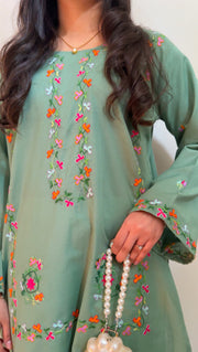 Sage green kurta, real embroidery close-up
